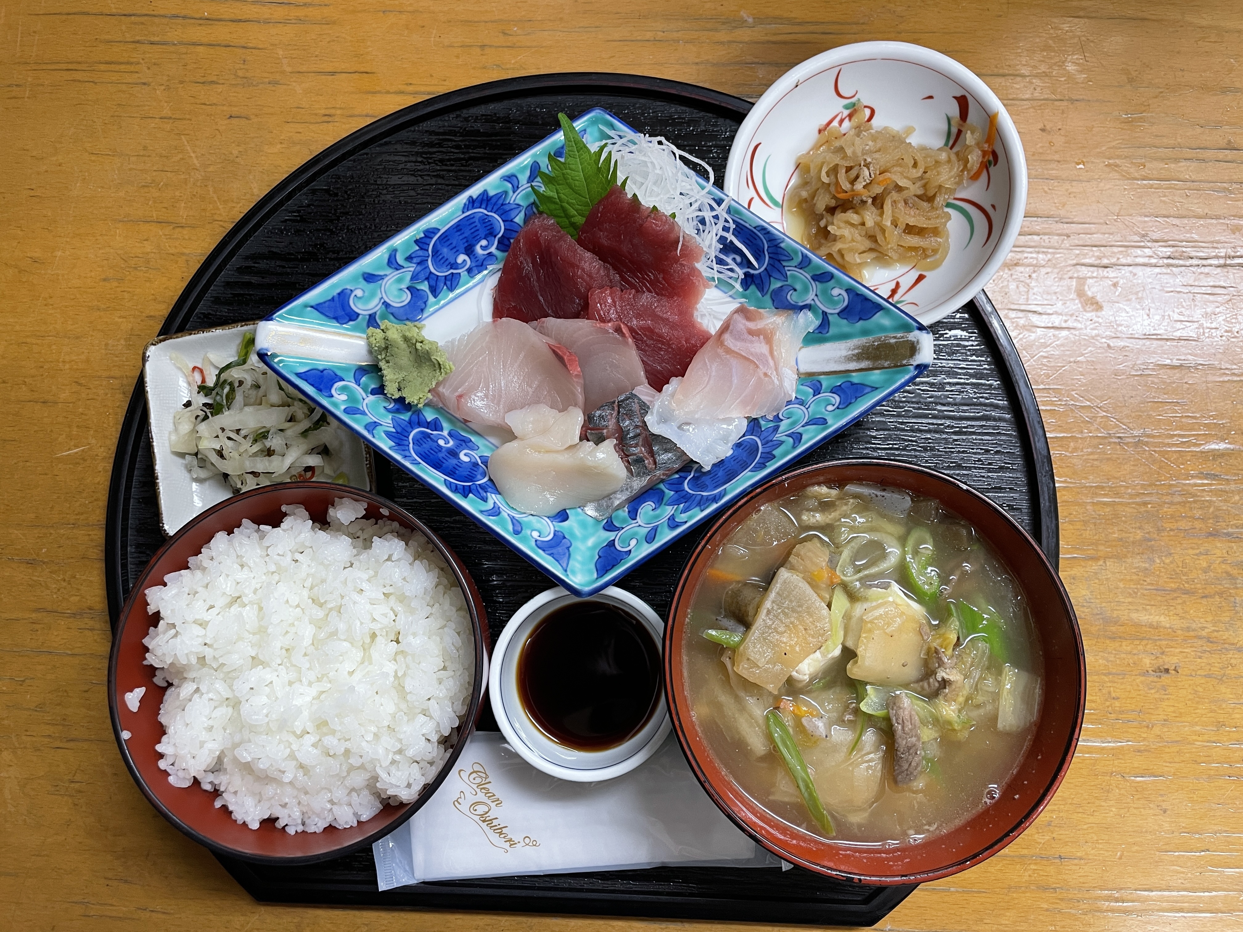 刺身盛り合わせ